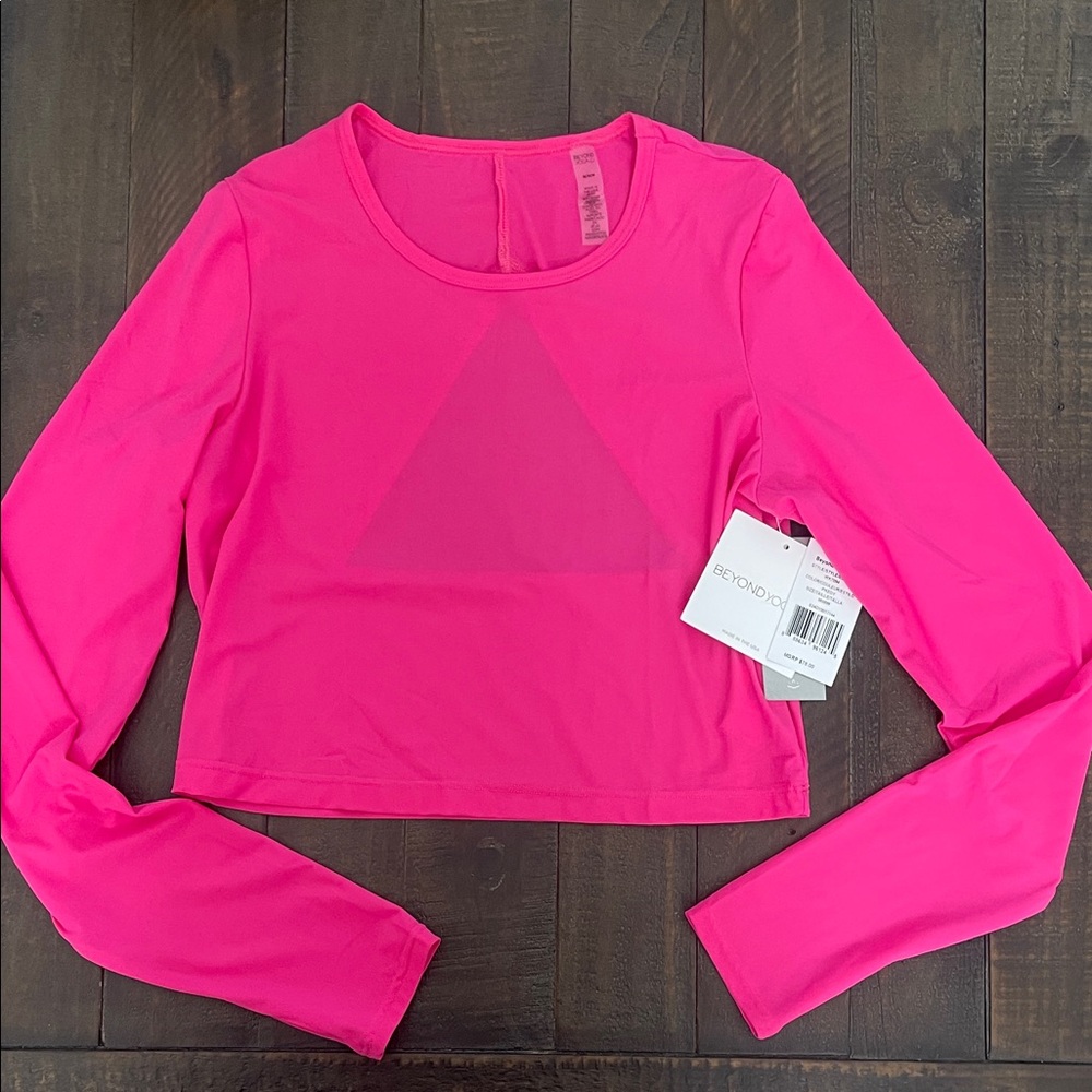 Beyond Yoga Hot 💕Pink💕 Long Sleeve Crop Top Medium NWT